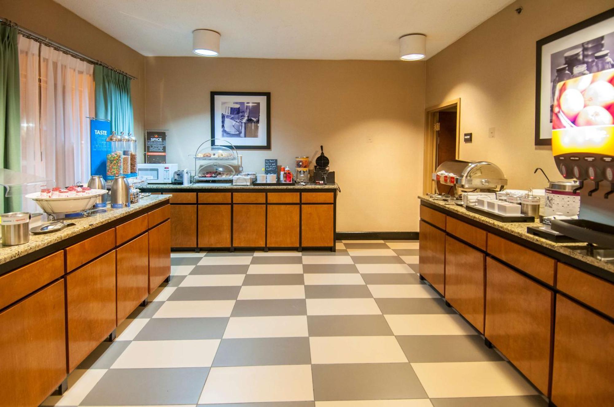 Scott Hampton Inn Lafayette Louisiana מראה חיצוני תמונה