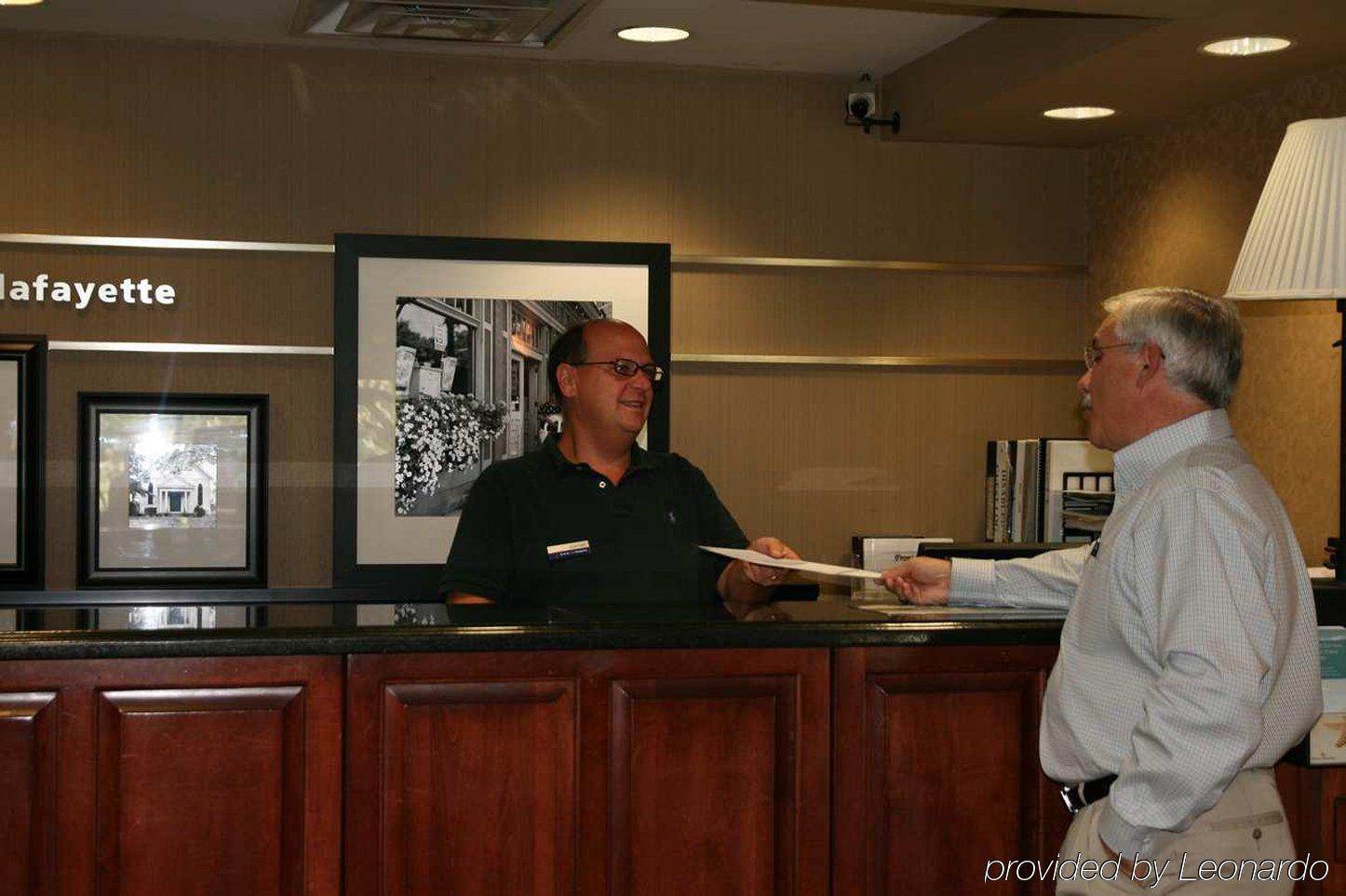 Scott Hampton Inn Lafayette Louisiana מראה פנימי תמונה